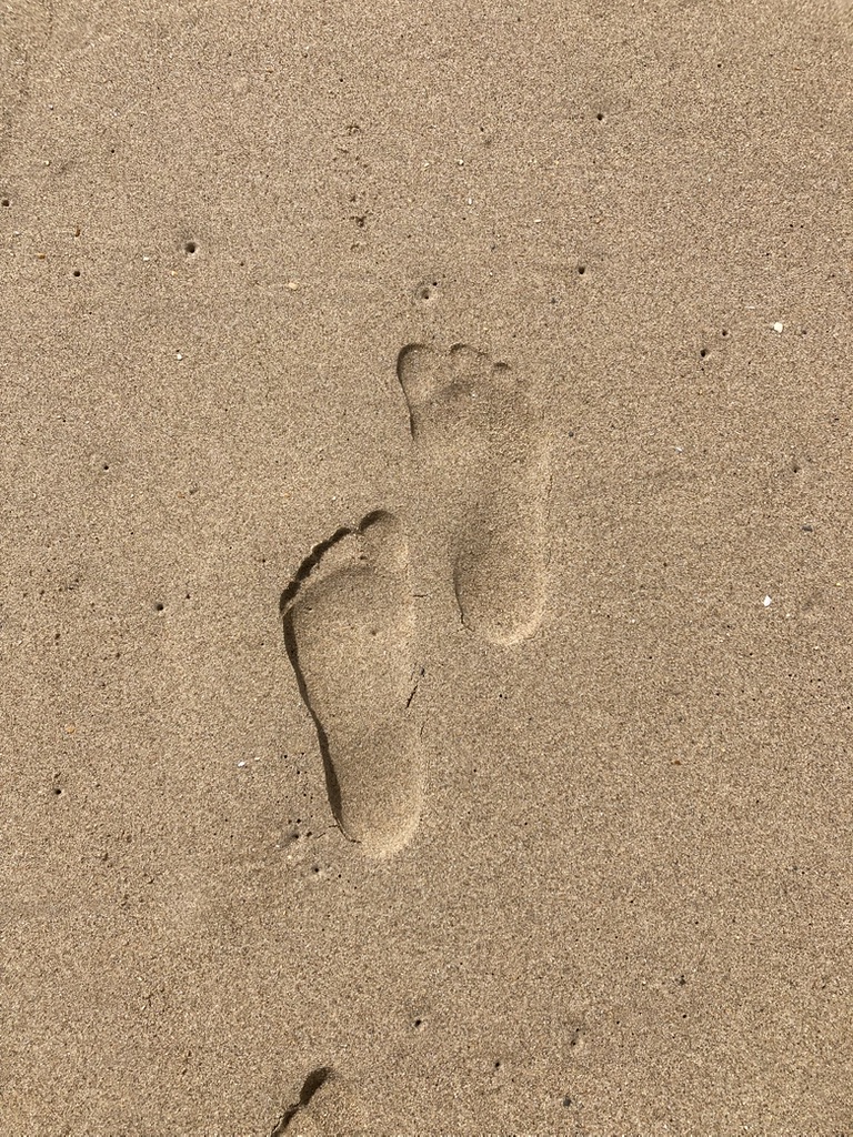 Seelenheilbykarin: Startbild Füsse im Sand